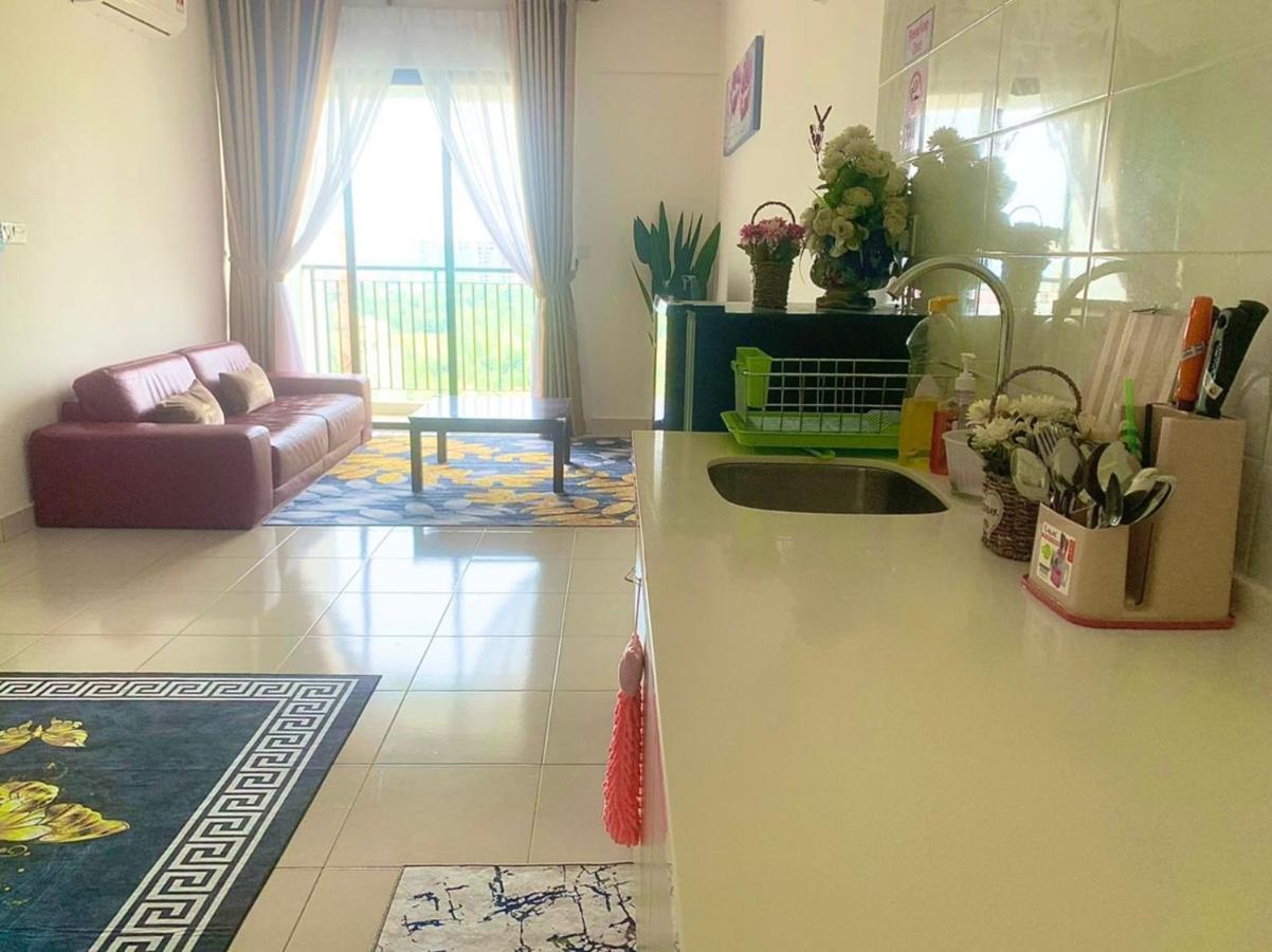 Mmg D'Tiara Homestay Kajang Bagian luar foto